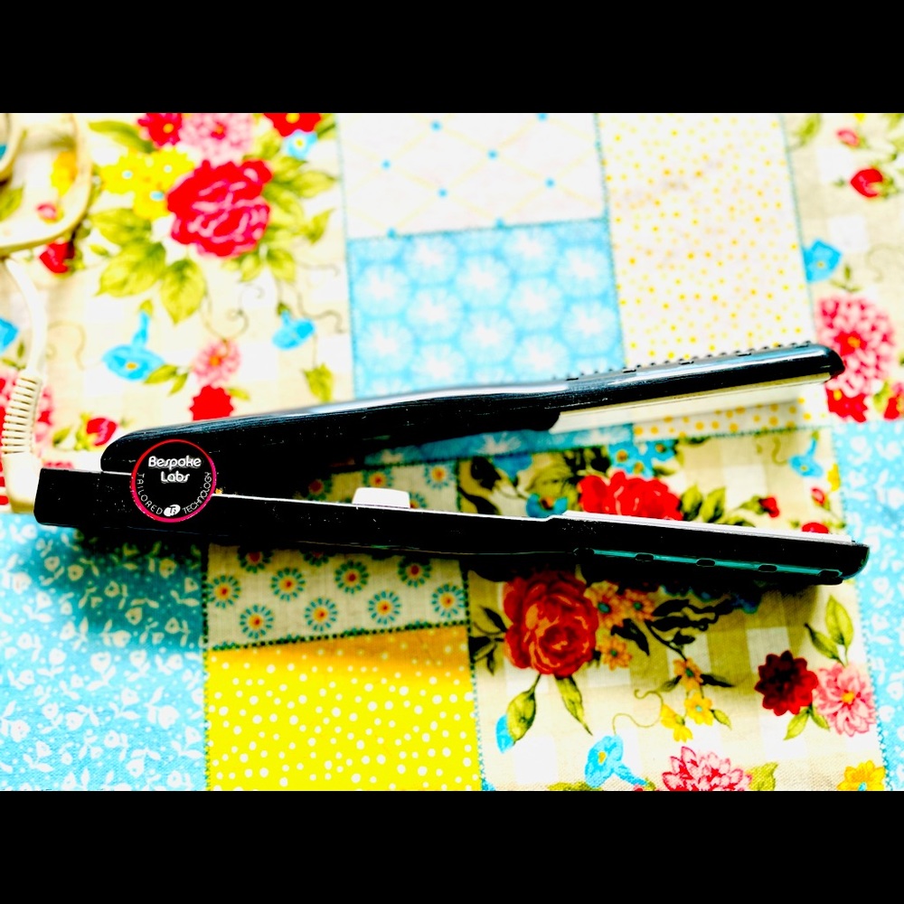 T3 Single pass Straightening Iron 💇‍♀️